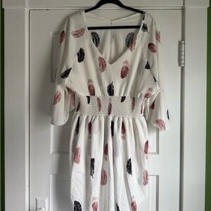 NWOT White Tunic with Pink and Black Feather Print